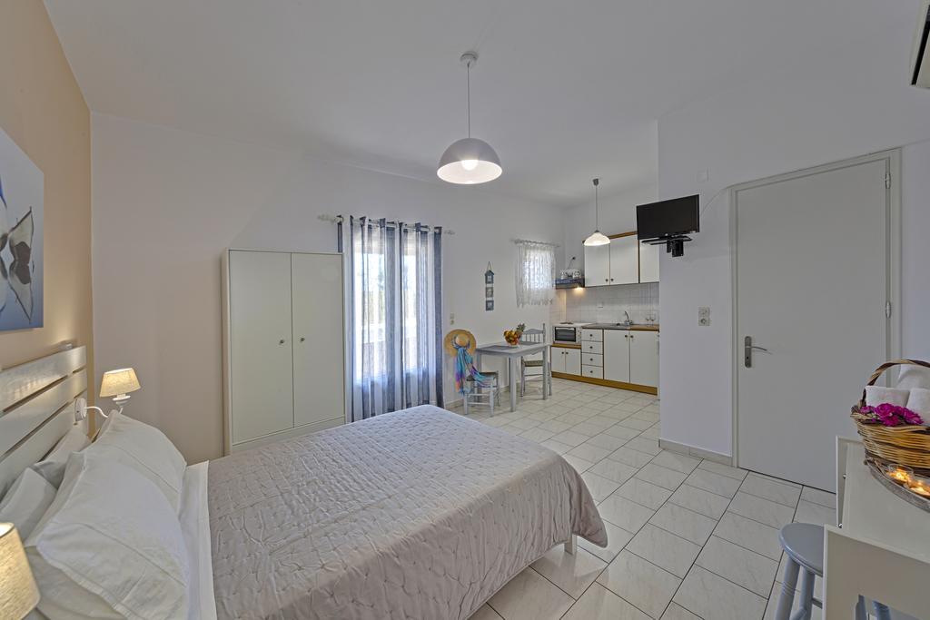 Letta'S Apartments Finikas  Eksteriør bilde